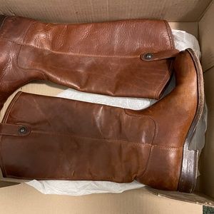 Frye Rising Boots Melissa Button Size 9